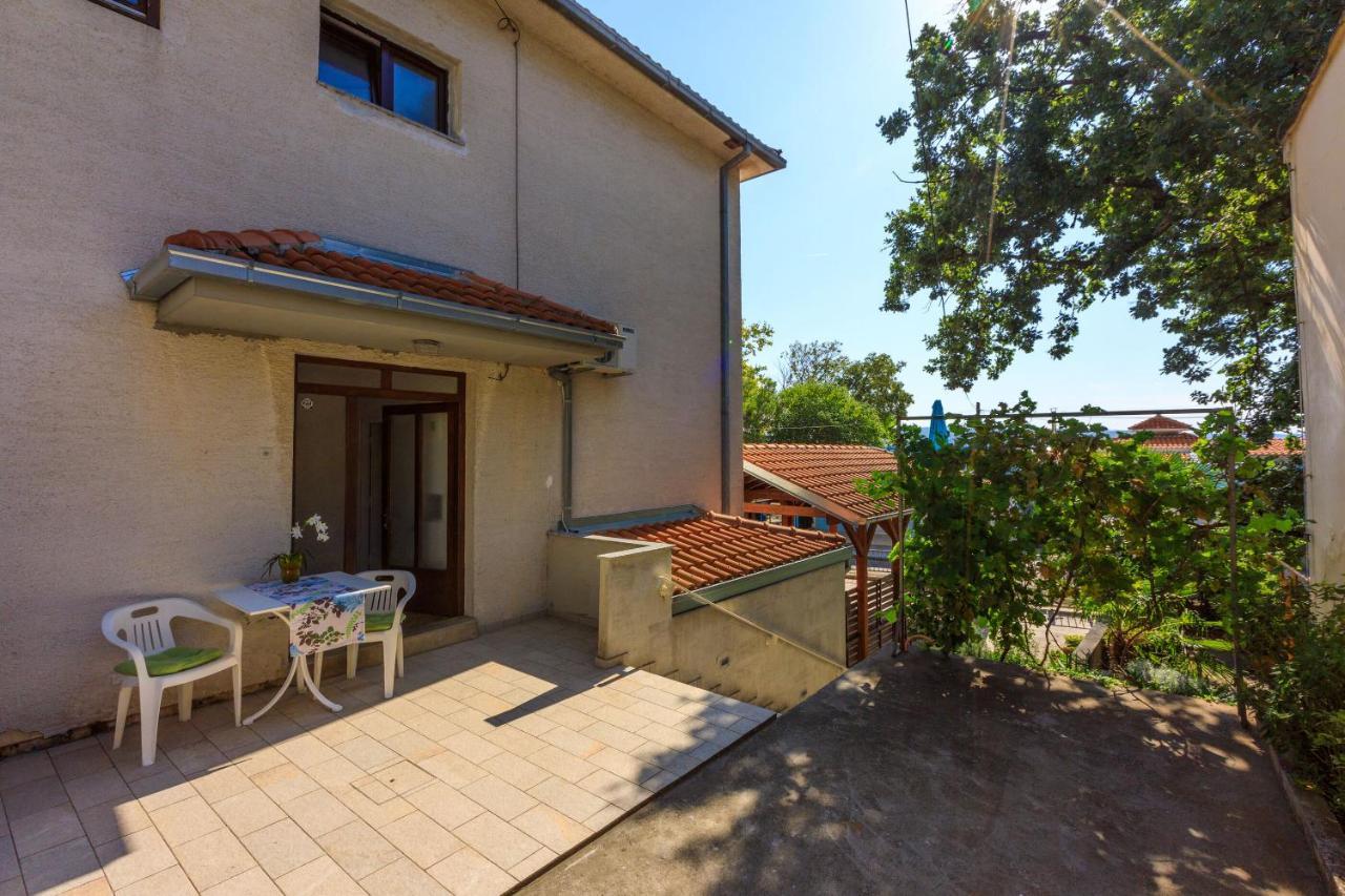 Apartment Roni تْسْغيكفانِتْسا المظهر الخارجي الصورة