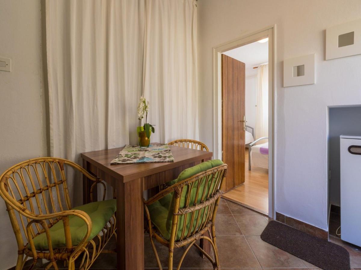Apartment Roni تْسْغيكفانِتْسا المظهر الخارجي الصورة